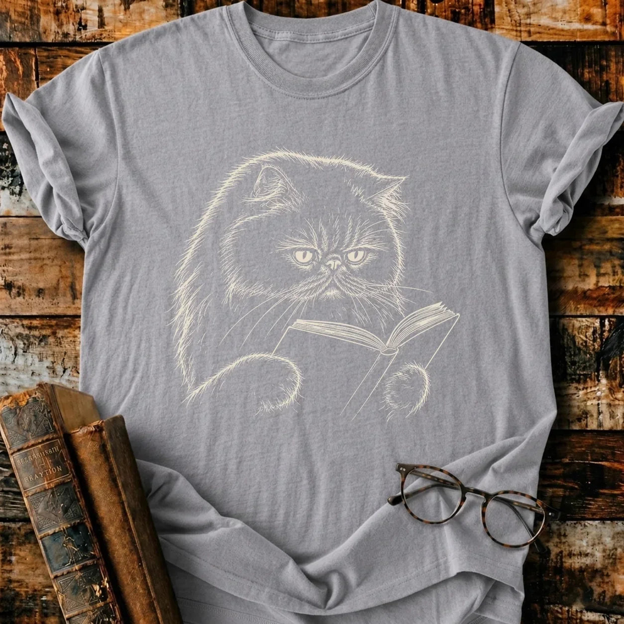 Persian Cat Reading T-Shirt